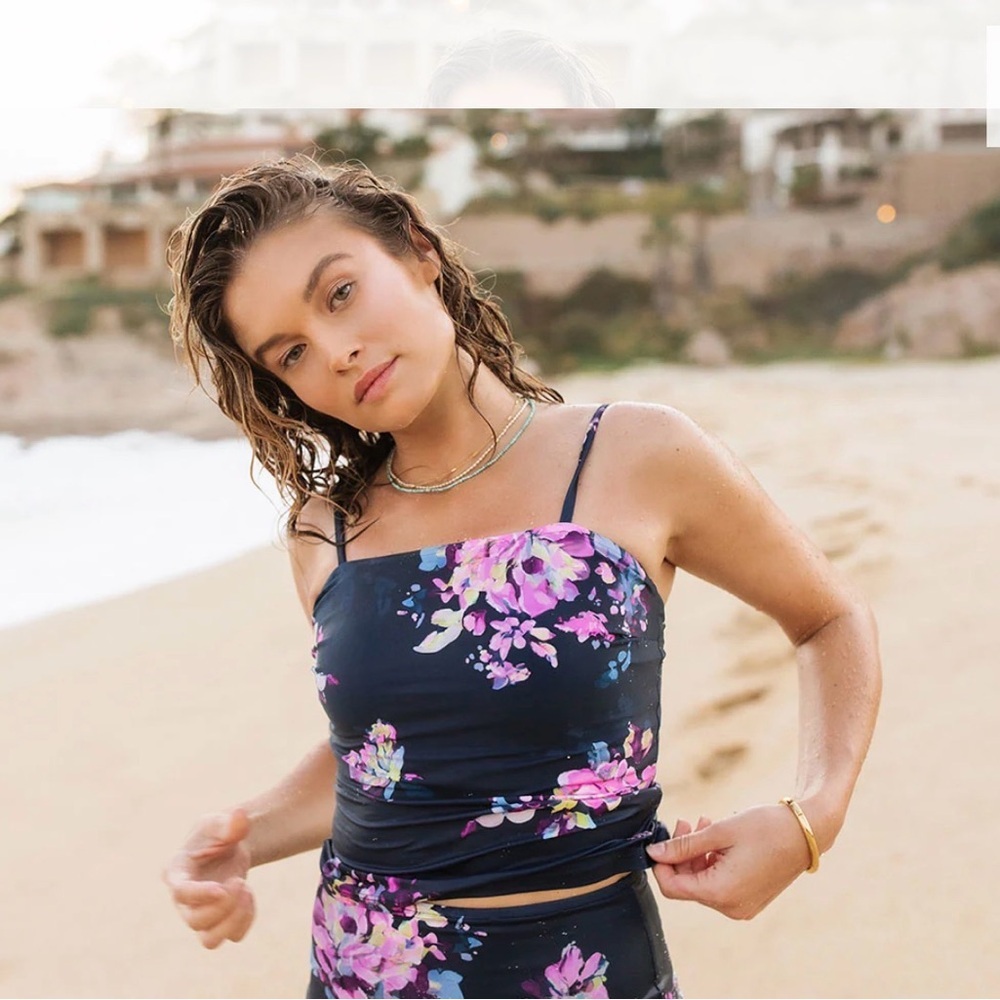 Albion Cabo Tankini Top Dahlia Print Blue Floral NEW Size XS Swim Bikini Top